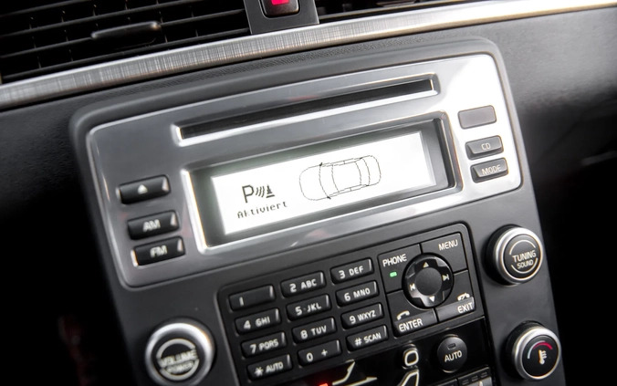 Volvo V70 cena 27900 przebieg: 276326, rok produkcji 2011 z Radom małe 631